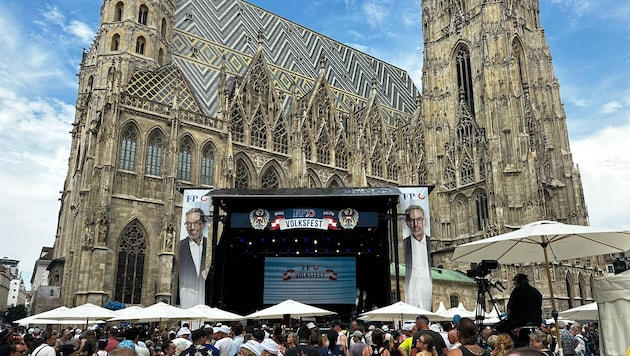 Direkt am Wiener Stephansplatz feierte die FPÖ unter Obmann Herbert Kickl im Sommer ihren 70. ...
