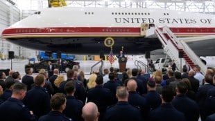 Die neue Air Force One im Wert von rund 400 Millionen Dollar wurde Trump von Katar geschenkt und ...