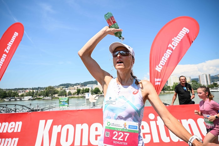 Bernadette Schuster nach ihrem Sieg über zehn Kilometer in 38:34.