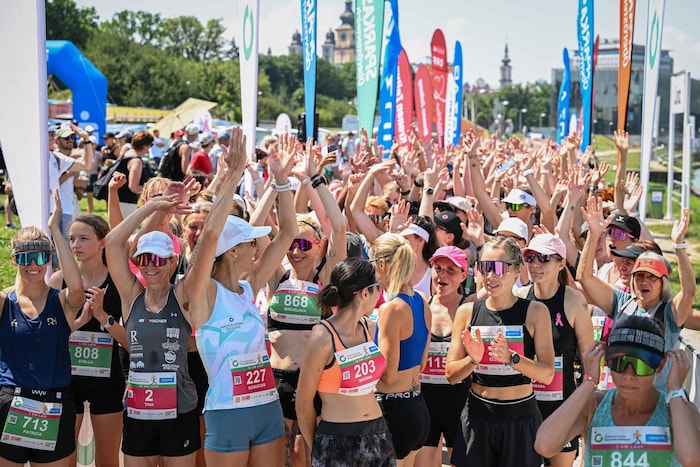 Volles Starterfeld beim ÖGK-Frauenlauf im Donaupark.