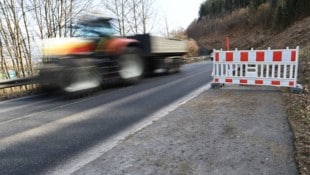 Der „Radweg ins Nichts“ vor dem Schloss Ambras soll nun dem Vernehmen nach weitergebaut werden.