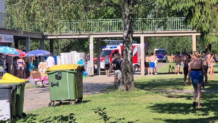 Am Sonntag gab es im Gänsehäufel mehrere Rettungseinsätze, zwei endeten tragisch.