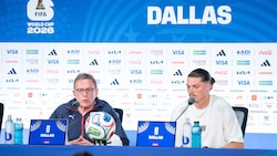 Ralf Rangnick (li.) und Marcel Sabitzer bei der Pressekonferenz vor dem Hit gegen Argentinien