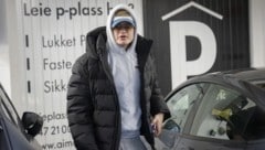 Marius Borg Høiby wird aus dem Gefängnis in den Hausarrest entlassen. Er bekommt eine Fußfessel.