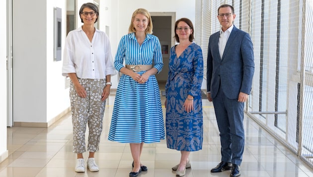 Stellten das Projekt vor: DGKP Margot Pletz, Einsatzleitung ALS-Team und ALS-Nurse, LH-Stv. ...