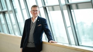 Martin Rummel wurde als Rektor wiedergewählt, er bekleidet auch den Vorsitz der Österreichischen ...