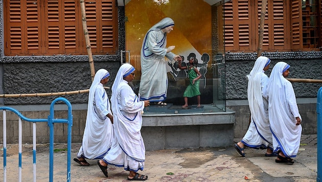 Schwestern des von Mutter Teresa gegründeten Ordens Missionarinnen der Nächstenliebe in Kolkata ...