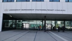 Im Landesgericht wurde einem Schüler der Prozess wegen Vergewaltigung gemacht.