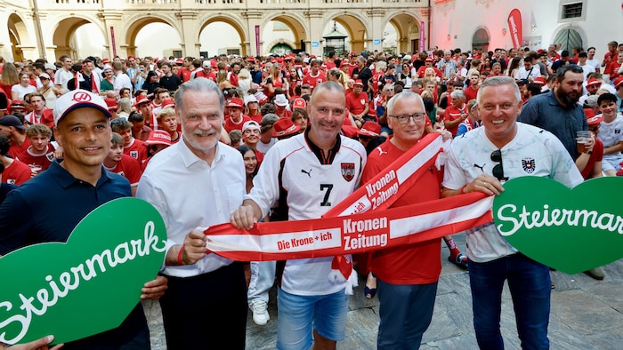 Christoph Wegscheider, Gerald Deutschmann, Mario Haas, Klaus Herrmann und Mario Kunasek (v. l.) ...