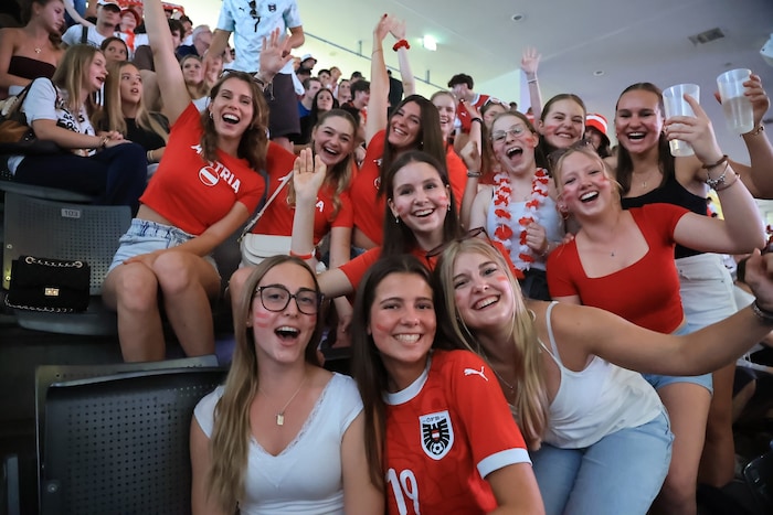 Mega-Stimmung nicht nur bei den weiblichen österreichischen Fans