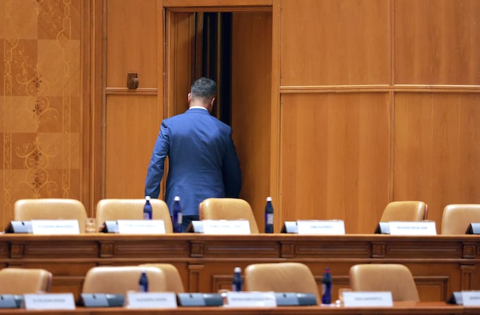 Enttäuscht verließ Vestea das Parlament.