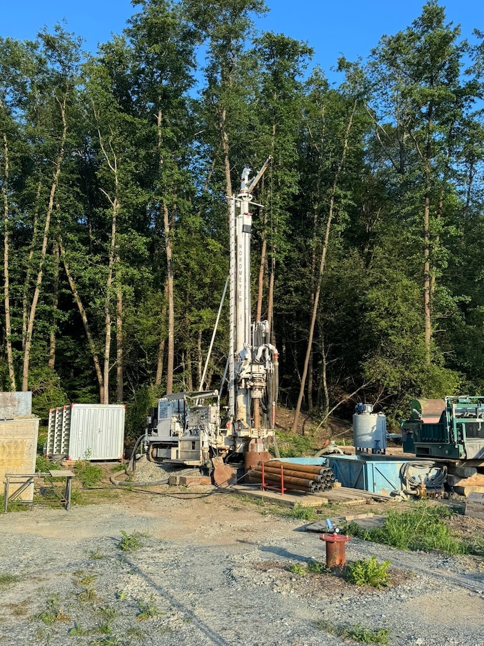Neue Brunnen statt Stillstand: Die Investoren von Güssinger Mineralwasser treiben das Projekt ...