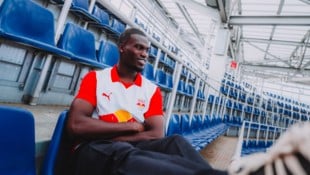 Kevin Boma bekommt bei Red Bull Salzburg die Nummer 44. 