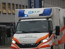 Nach der Messer-Attacke in Favoriten rückten Polizei und Rettungskräfte zu einem Großeinsatz ...