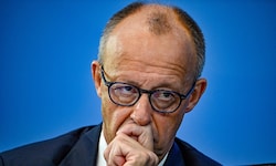 Der deutsche Bundeskanzler will die Vorschläge einer Kommission gnadenlos durchziehen.