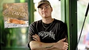 Johannes Holzer aka Yan Nay: Bis das Debütalbum „Surface Level Love“ endlich fertig war, musste ...