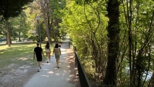 zVg/privat Der Englische Garten nahe dem Congress erhält eine „terrassierte Ufergestaltung“ mit drei ...