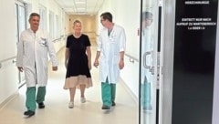 Ochsenhofer, Kdolsky und Dietl (v.l.) beim Rundgang durch die Herzchirurgie in der Klinik ...