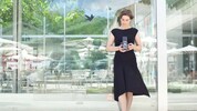 Die Fotografin Sabine Biedermann startet das Kunstprojekt mit 100 Portäts. 