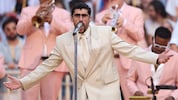Bad Bunny trug in Düsseldorf nicht nur dieses noble Outfit – sondern auch eine ...