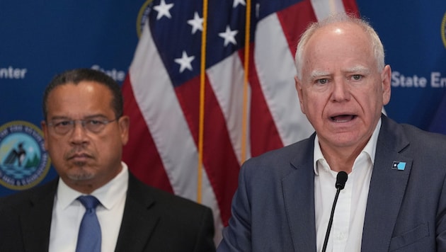 Von links: US-Generalstaatsanwalt Keith Ellison und Minnesotas Gouverneur Tim Walz
