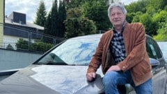 Edwin Walter wollte einen VW Golf verkaufen, geriet aber ins Visier von Betrügern, die ihn mit ...