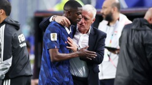Didier Deschamps mit Weltfußballer Ousmane Dembele