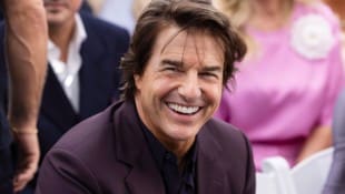 Breites Lächeln, volles Haar: So kennen die Fans Tom Cruise. In seinem neuen Film „Digger“ legt ...