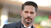 Joe Manganiello enthüllt in seinen Memoiren einen „langwierigen Kampf ums Überleben“, während ...