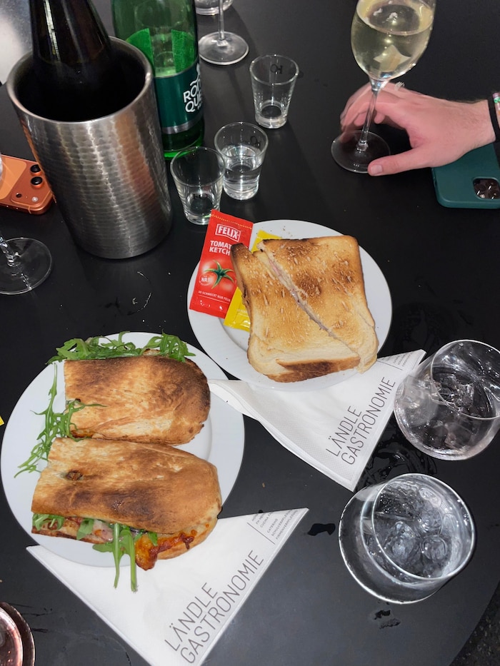 Hier gibt es alles für den kleinen und großen Hunger.