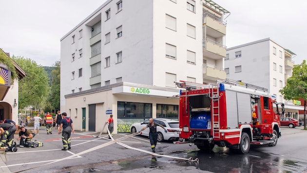 Im Keller des Gebäudes hatte sich starker Rauch entwickelt.