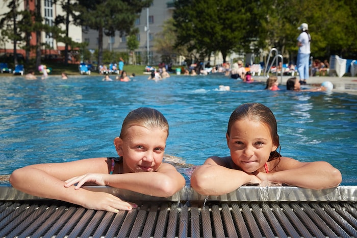 Bei diesen Temperaturen hilft nur eines: abkühlen!