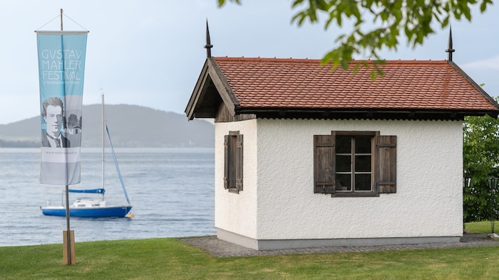 Komponierhäuschen mit Seeblick