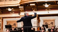 Markus Poschner dirigiert das Bruckner Orchester im Musikverein