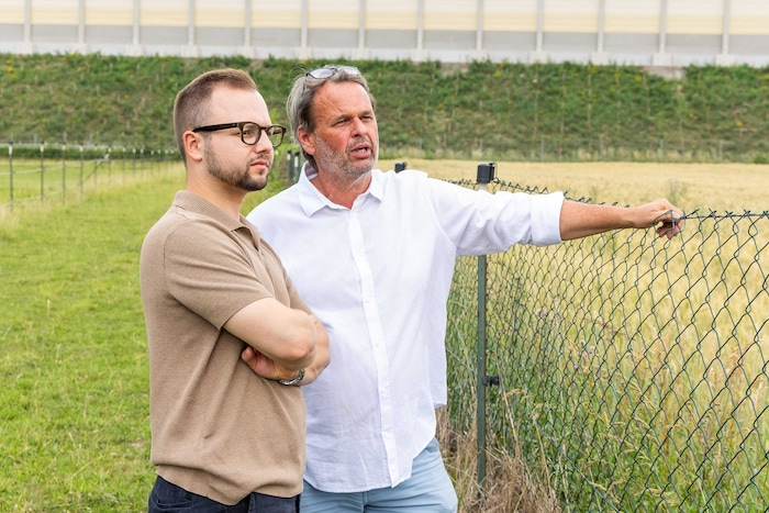 NEOS-Abgeordneter Christoph Müller (l.) und Gemeinderat Christian Husar von der Bürgerliste ...