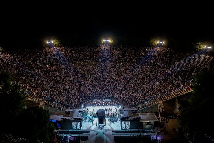 13.000 Besucher kamen zur „Medea“ im Theater von Epidaurus.