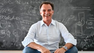 Der Quantenphysiker Markus Aspelmeyer ist mit der höchstdotierten Wissenschaftsauszeichnung des ...