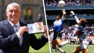 Der ehemalige Fußballer Peter Shilton wurde 2024 zum Commander des Order of the British Empire ...