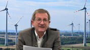 Energiesprecher Dieter Dorner ärgert der rote „Ortskaiser“ in Traismauer, weil er nach Monaten ...