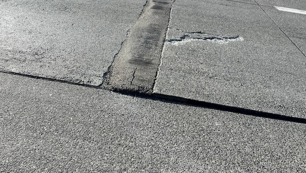 The concrete slabs on the Westautobahn have buckled.