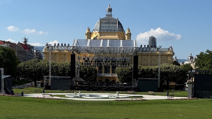 Der König-Tomislav-Platz wenige Stunden vor der Eröffnung des Festivals