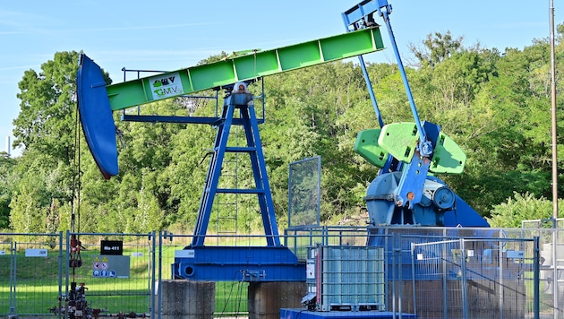 Neben ÖL (Foto) könnte im Weinviertel auch Schiefergas gefördert werden. Die Diskussion darüber ...