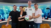 Das krone.tv-Fußballteam mit seinem Experten Stefan Maierhofer im WM-Studio.