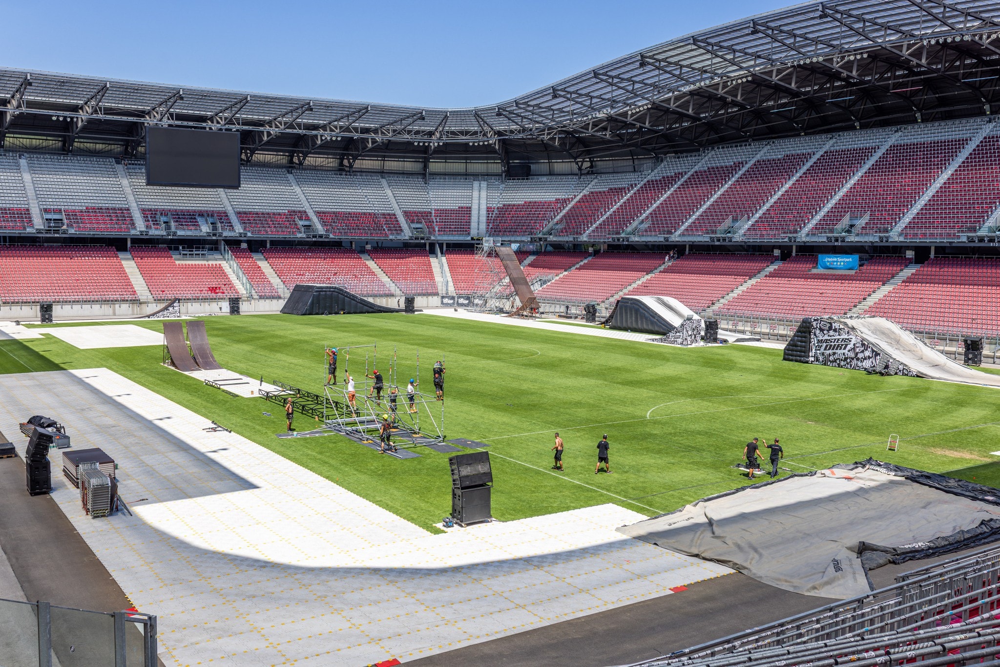 Im Wörthersee Stadion entsteht die größte „MOD“-Show, die es je gab.