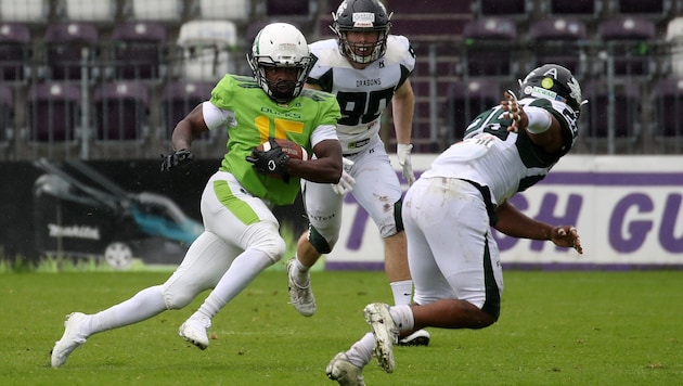 Camron Madden (li.) spielt schon seit ein paar Jahren in Salzburg.