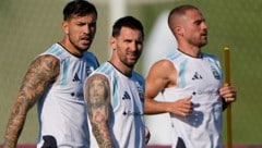 Leandro Paredes, Lionel Messi und Alexis Mac Allister