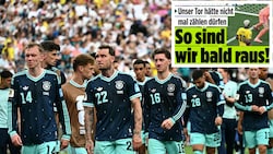 Die geknickte DFB-Elf nach dem Schlusspfiff. Die deutsche Presse quittierte das 1:2 gegen ...