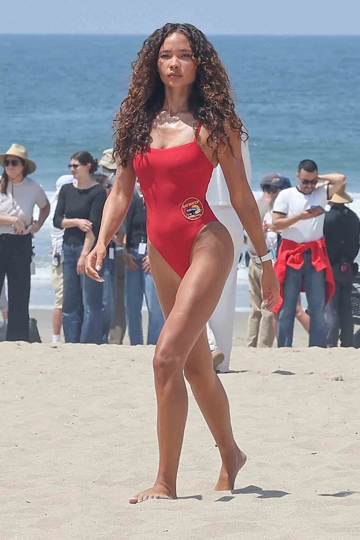 Neben Brooks Nader stand auch Ashley Moore vor der Kamera.