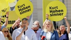 Bei brütender Hitze lud Kurt Hohensinner auf den Freiheitsplatz zum Wahlkampfabschluss.