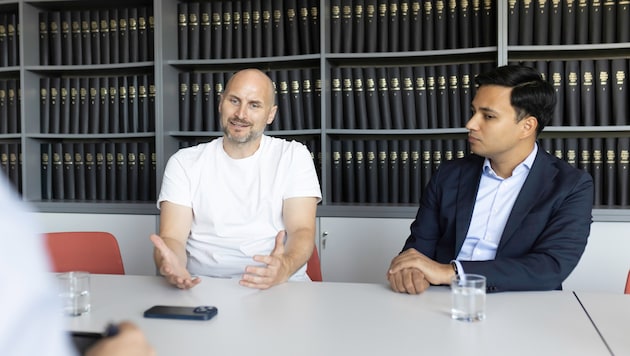 Neos-Nationalratsabgeordneter Janos Juvan und Neos-Klubobmann Yannick Shetty sprachen über ...